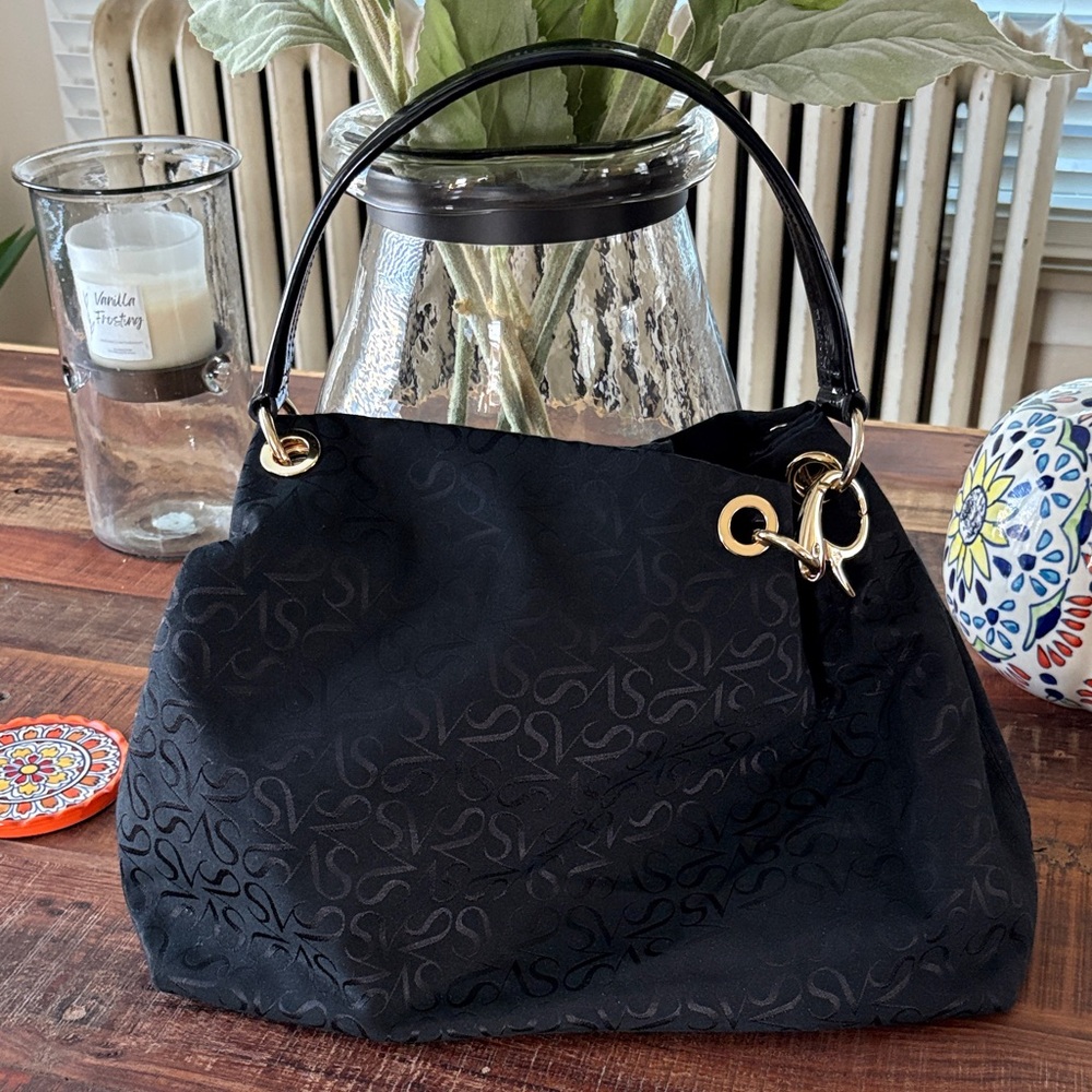 Simply Vera Vera Wang Black Shoulder Bag
